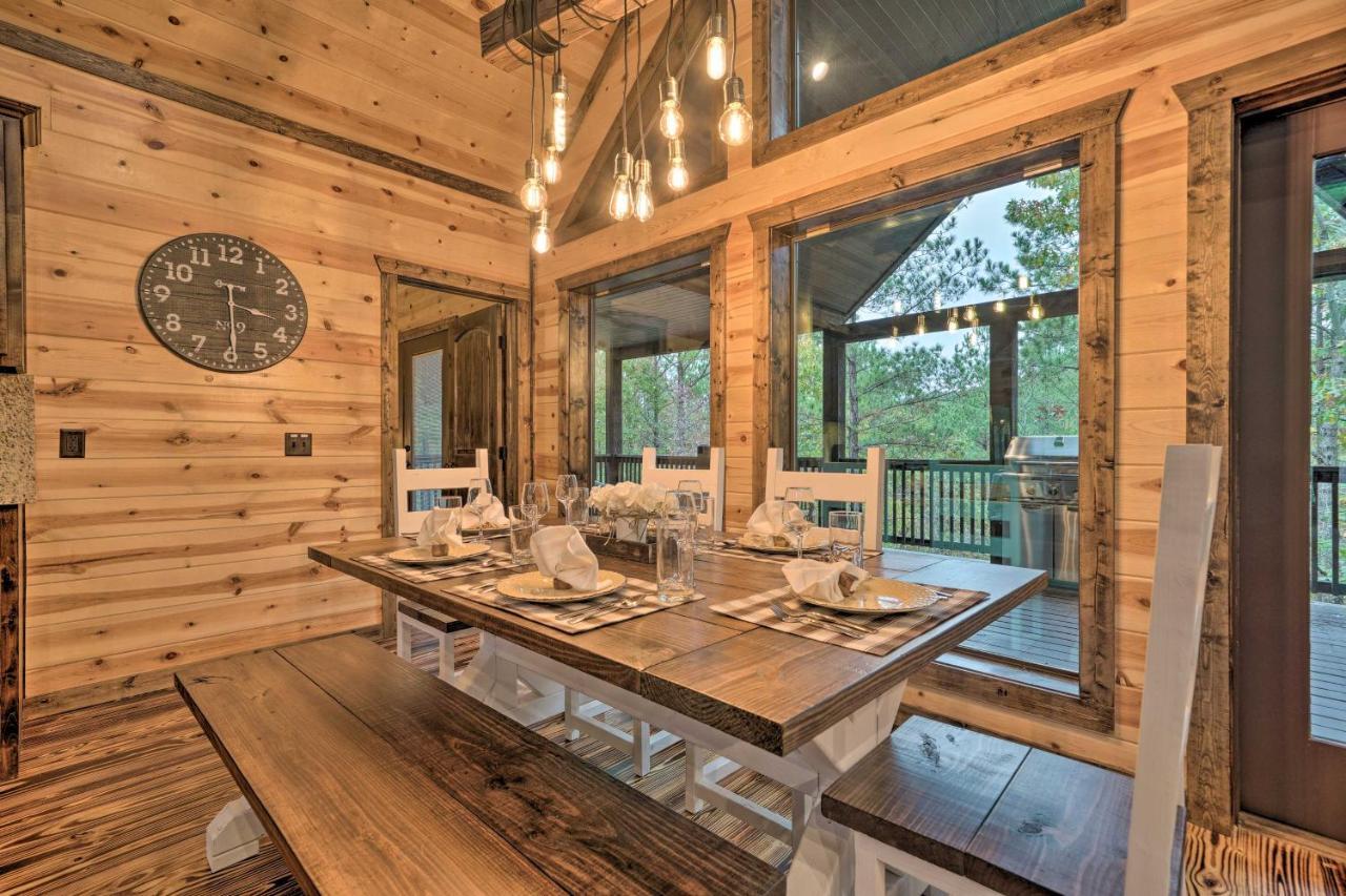 Broken Bow Cabin Deck With Hot Tub And Pool Table! Eksteriør bilde