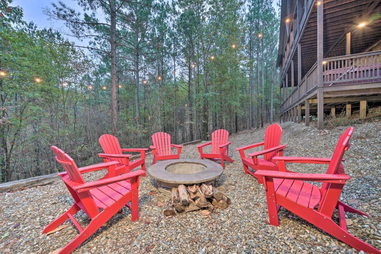 Broken Bow Cabin Deck With Hot Tub And Pool Table! Eksteriør bilde
